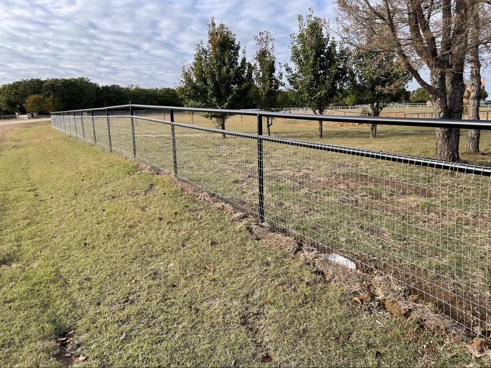 Medium Pipe Fence