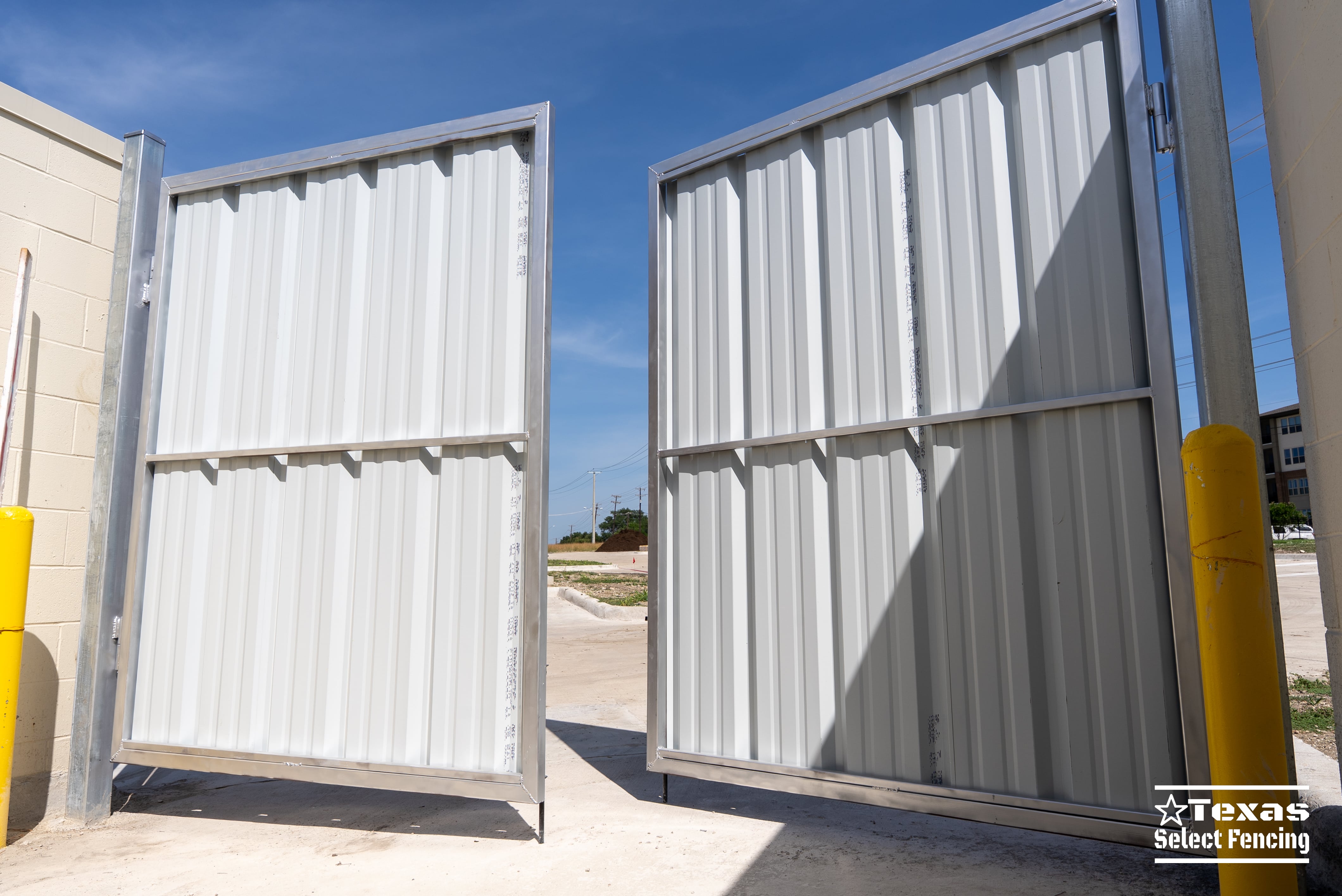 Dumpster Enclosure Gates in Dallas, Texas