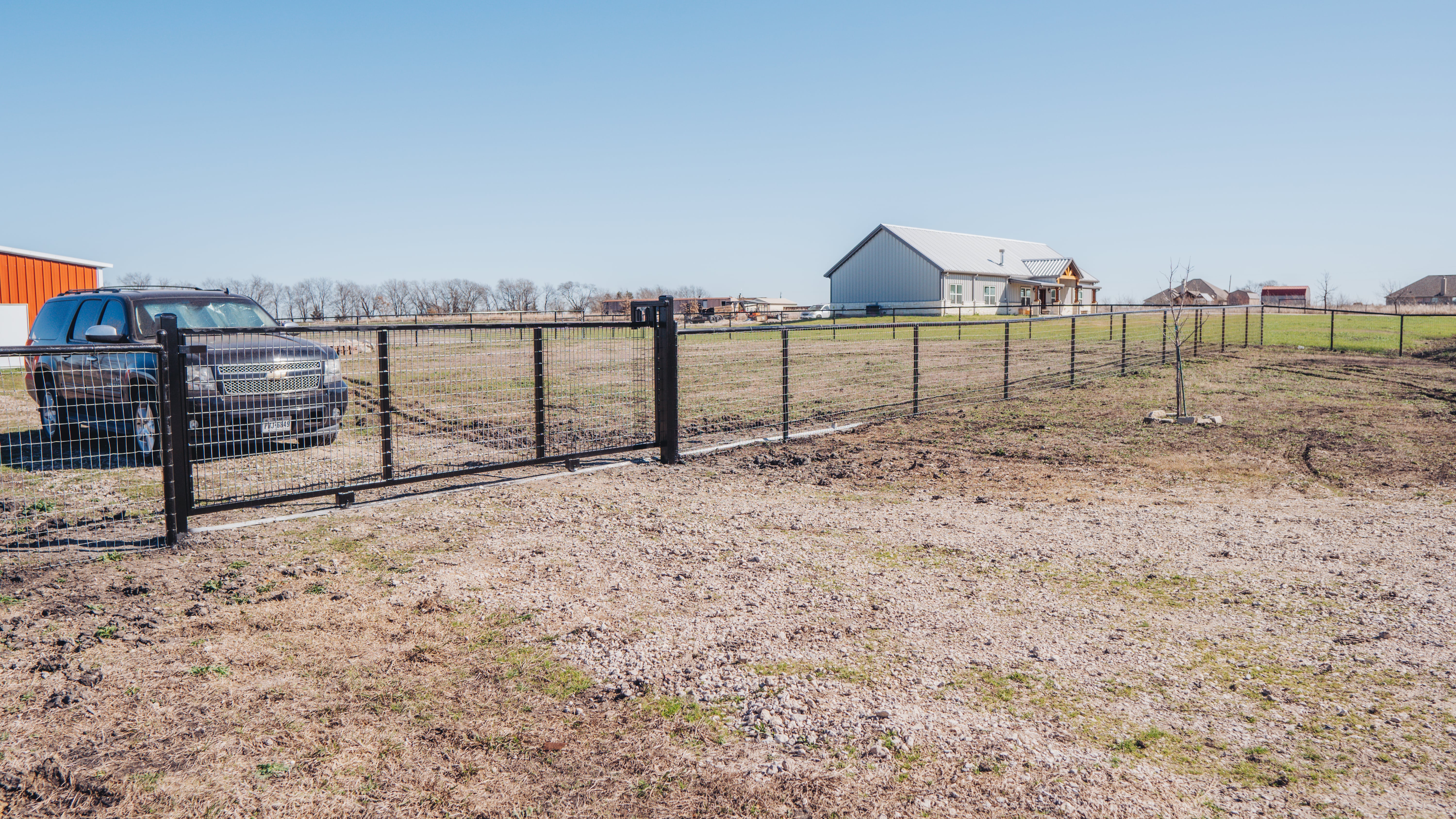 Pipe Fence Installation In Farmersville, Texas