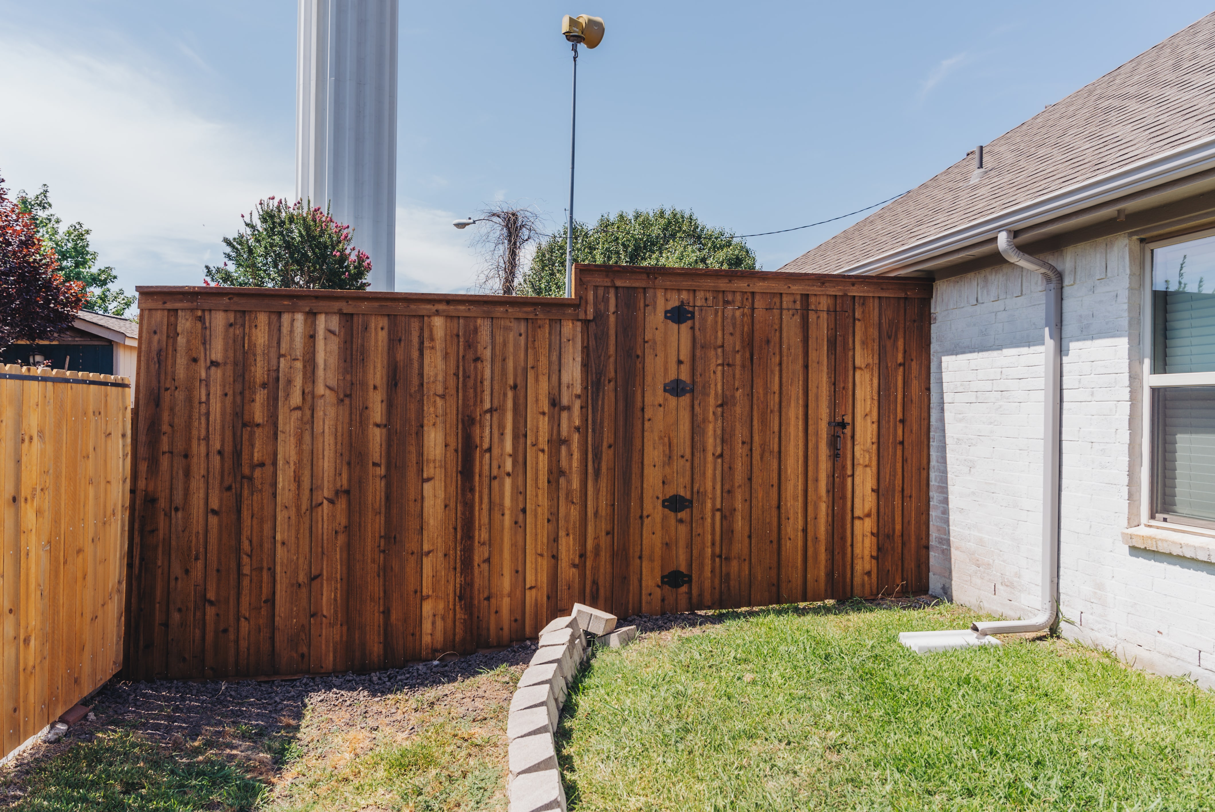 8' Cedar Fence Installation in Wylie, TX