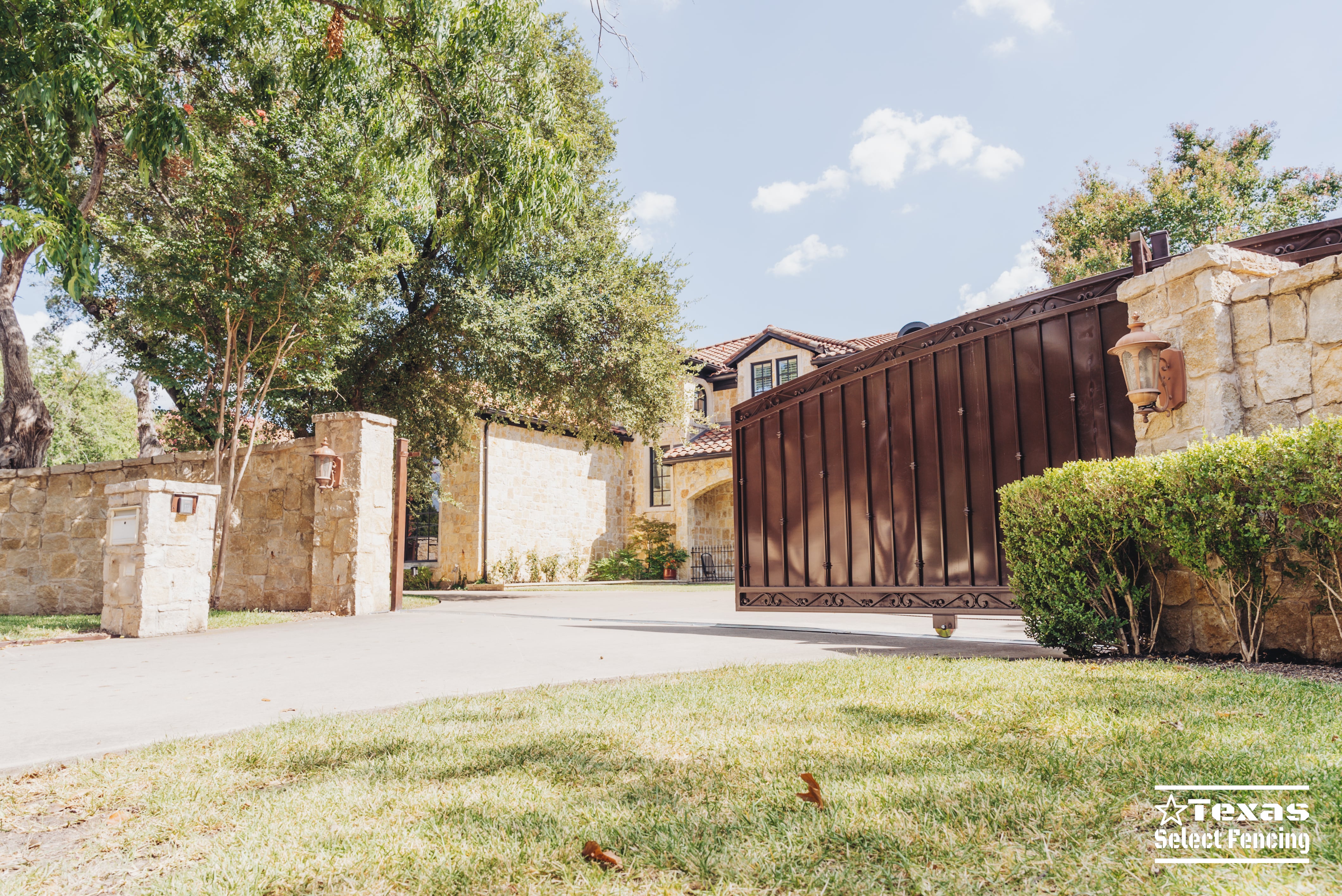 Custom Sliding Gate Installation in Preston Hollow