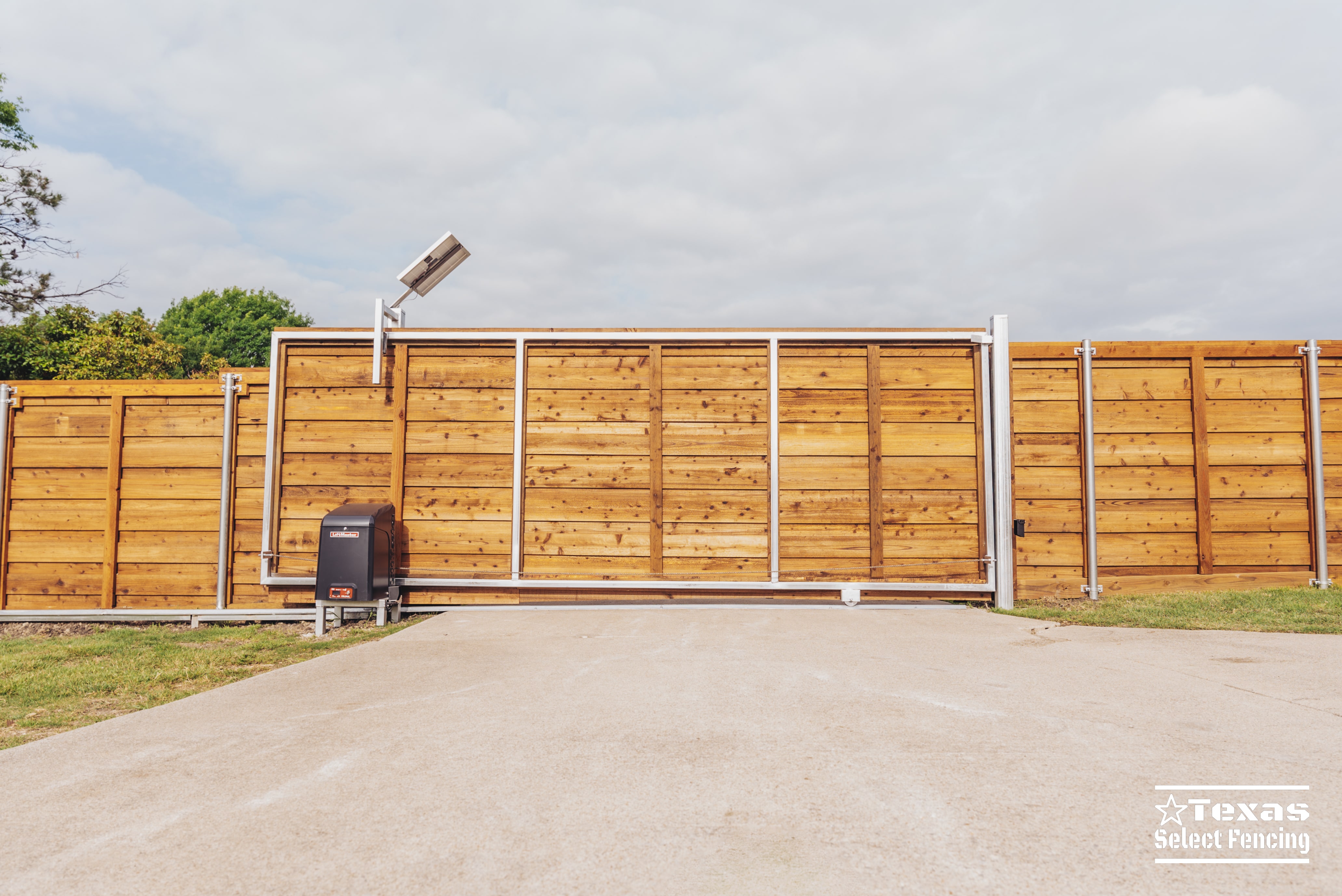 Horizontal Cedar Fence with Sliding Gate Installation in Prosper
