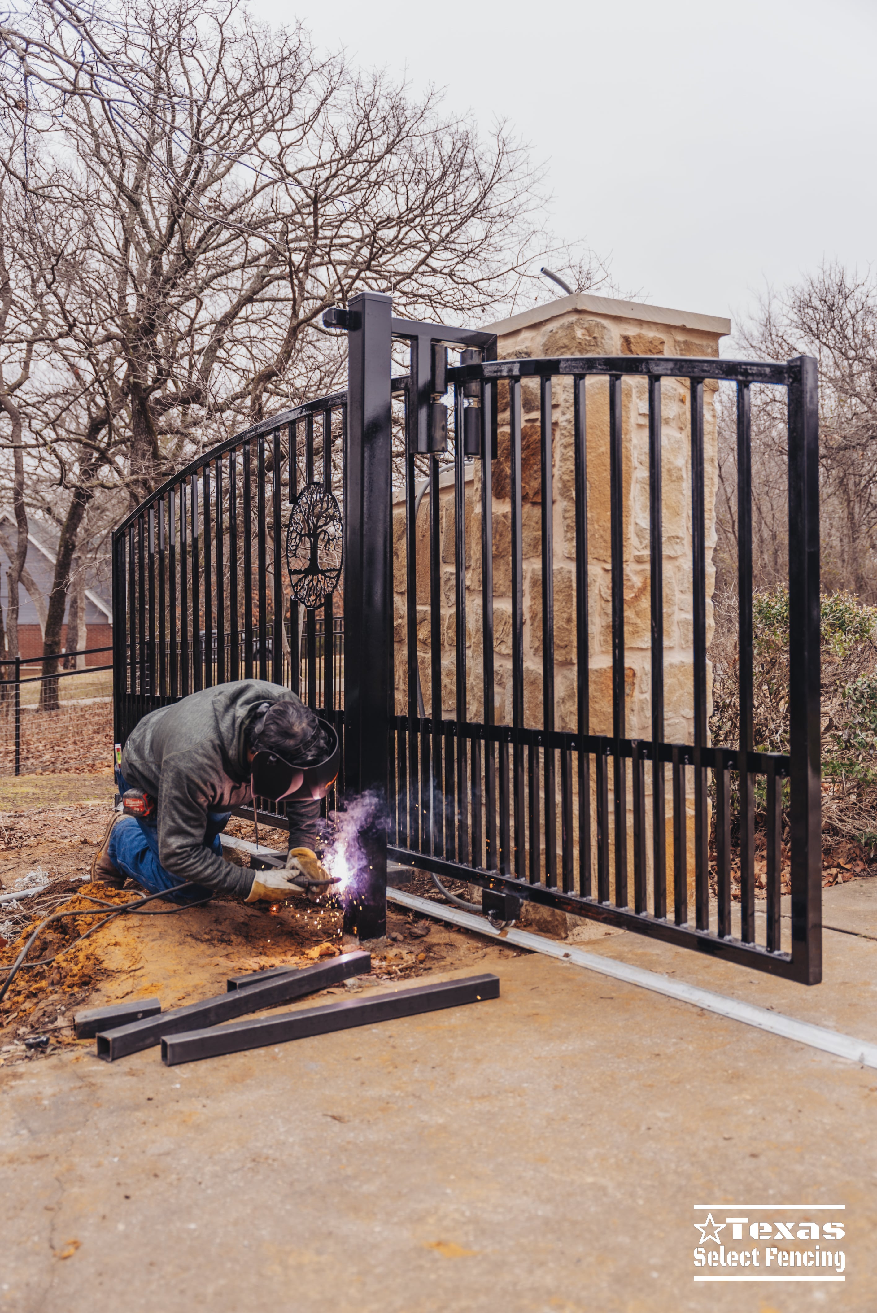Fence and Automatic Gate Installation in Argyle, Texas