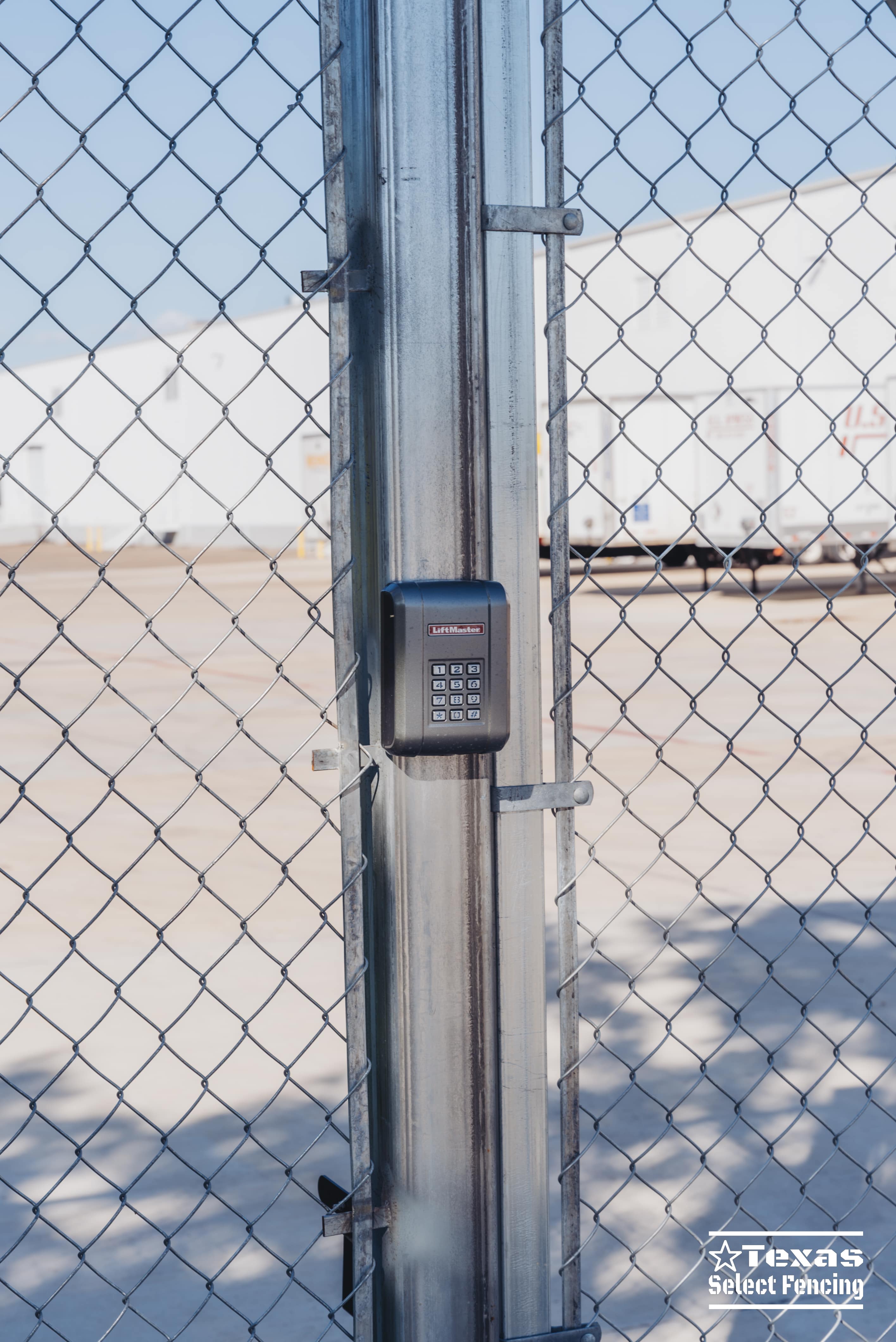 Security Chain Link Gate Installation in Mesquite, Texas