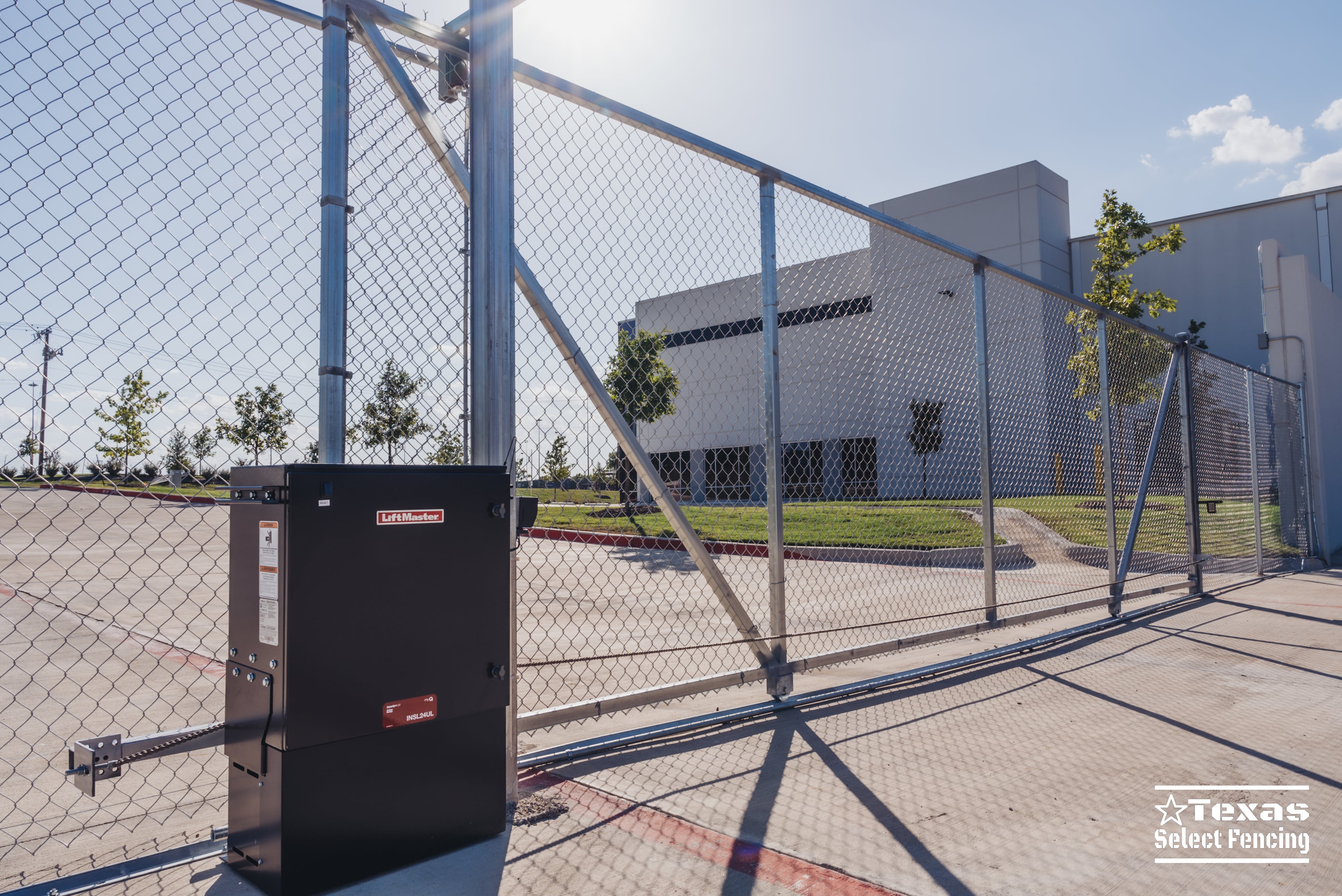 Security Chain Link Gate Installation in Mesquite, Texas