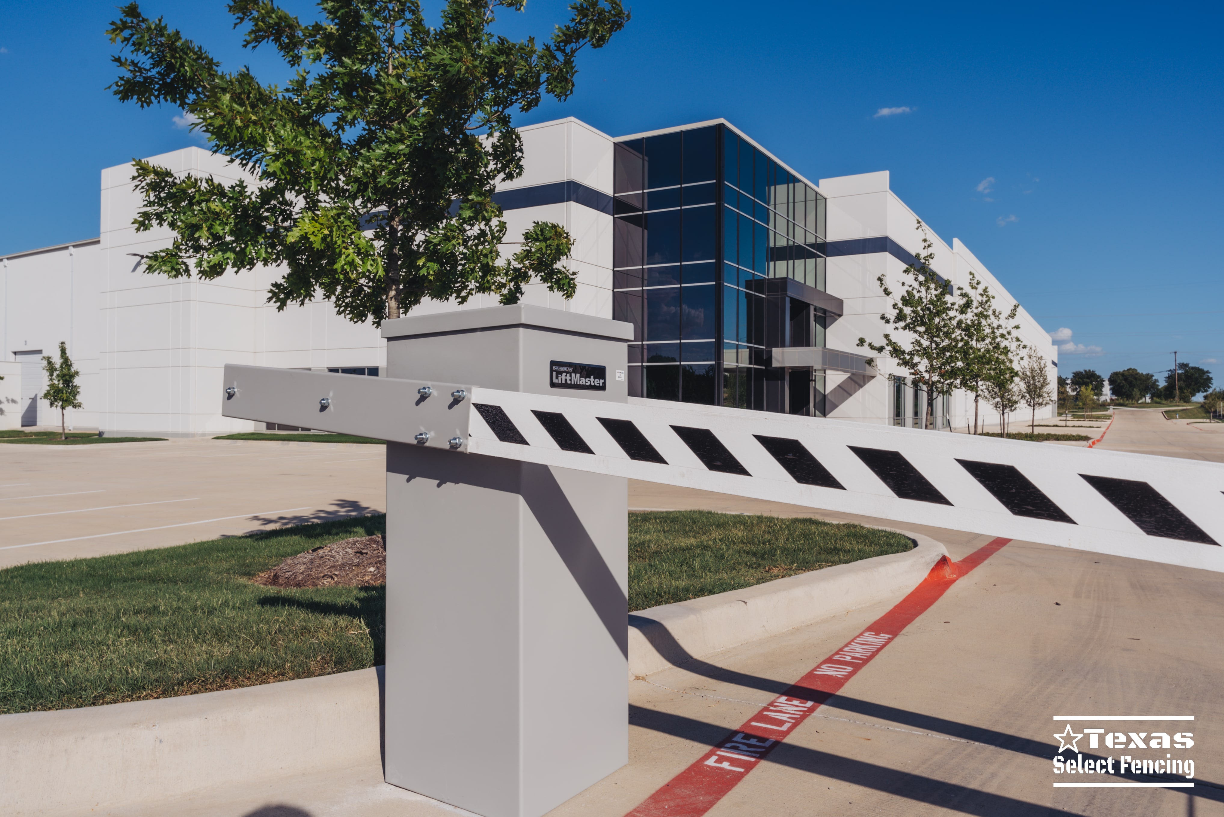 Security Chain Link Gate Installation in Mesquite, Texas