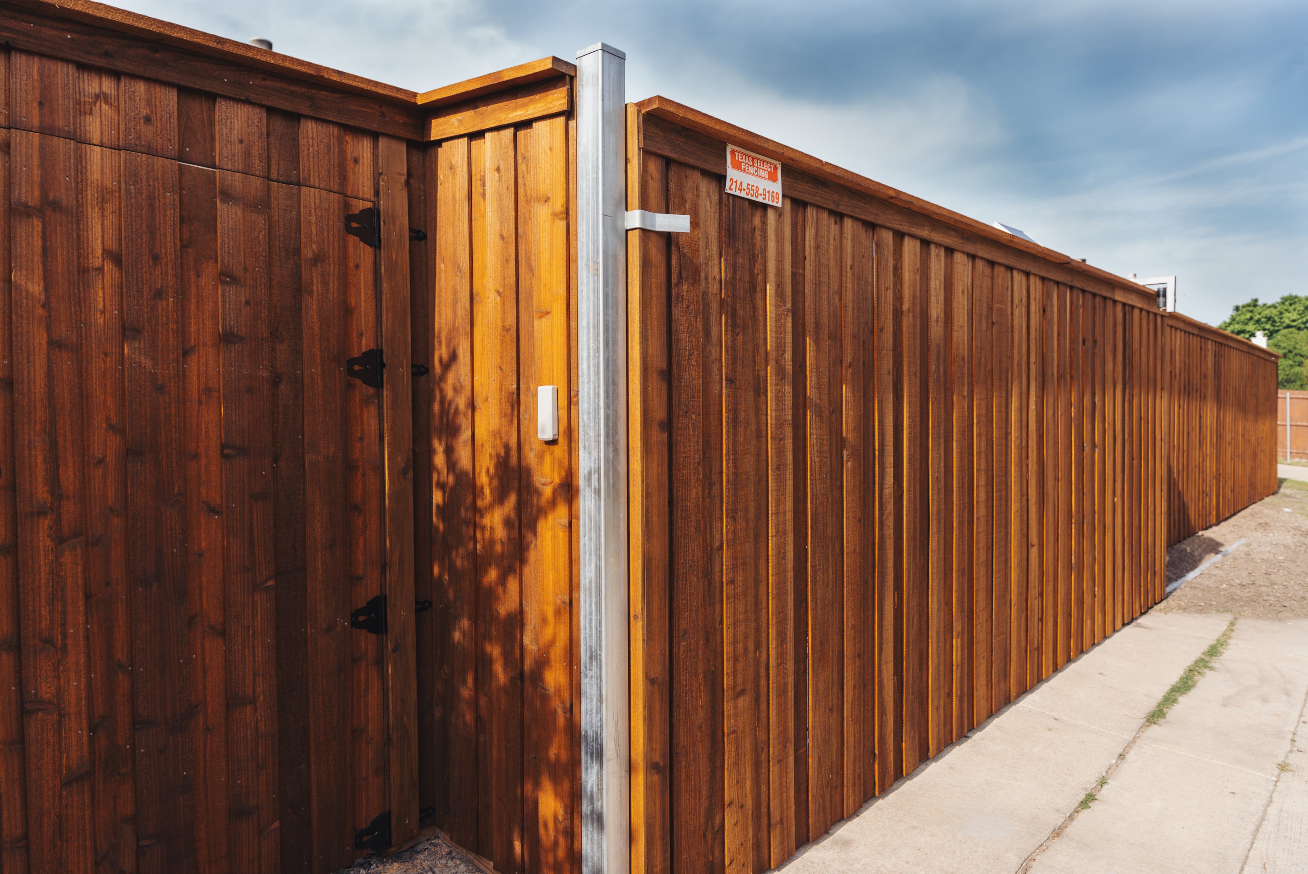 Cedar Fence Installation In Coppell, TX