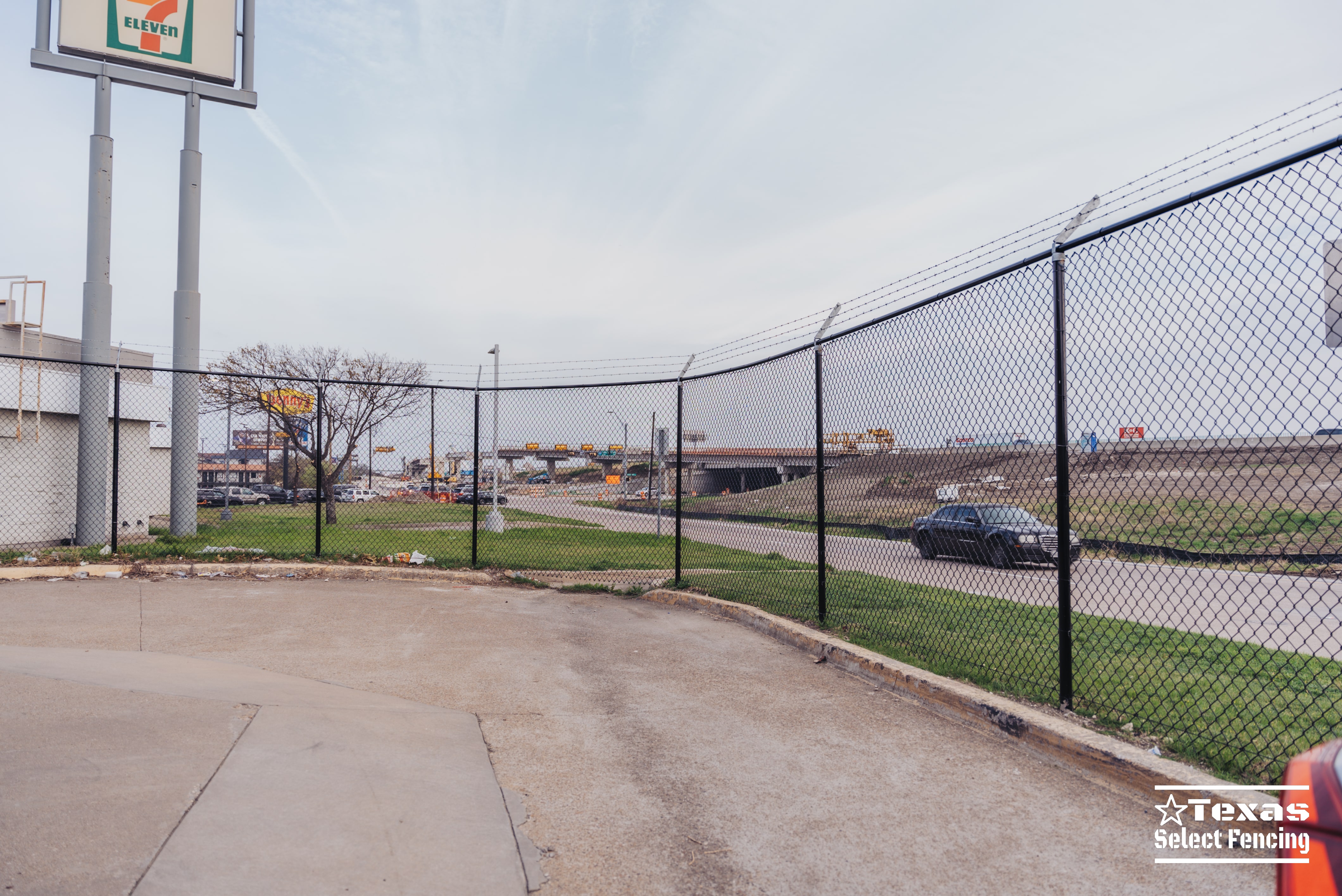 8' Security Chain Link Fence Installation in Duncanville, Texas