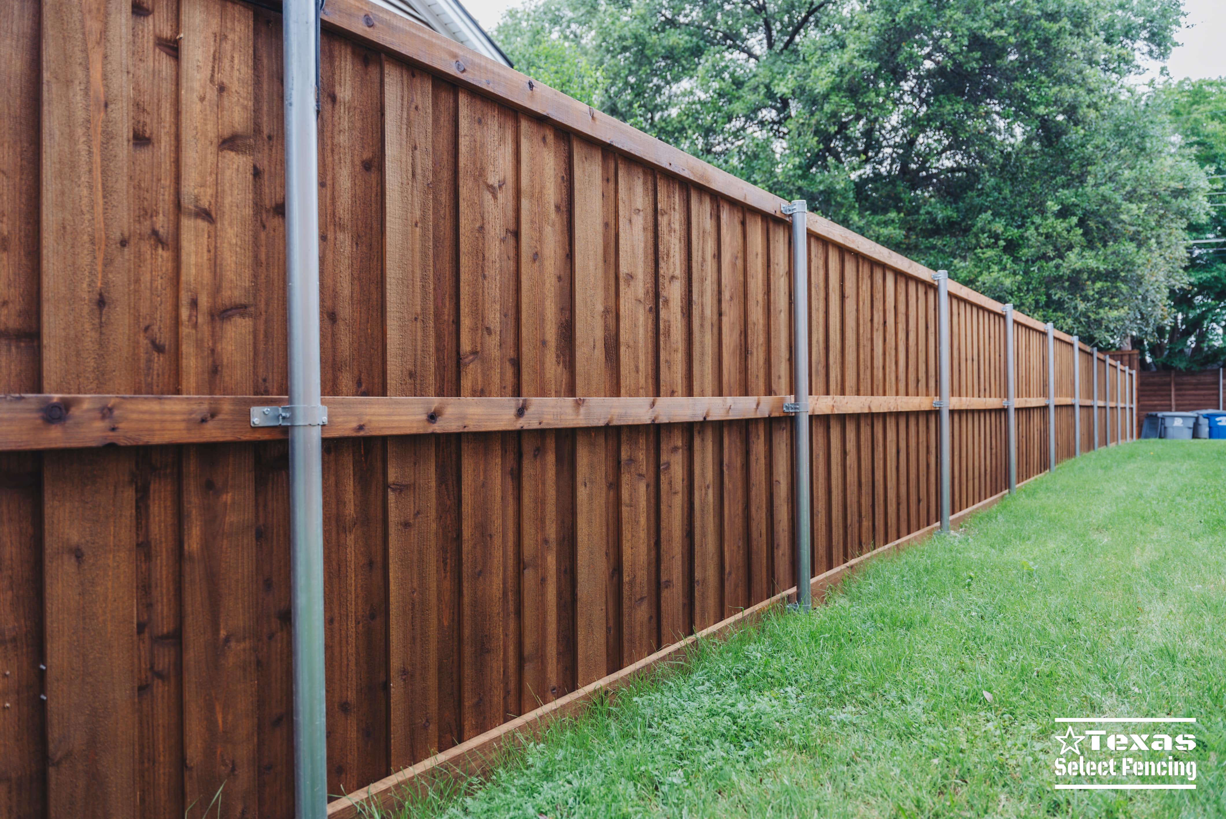 Fence and Automatic Gate Installation in Lake Highlands