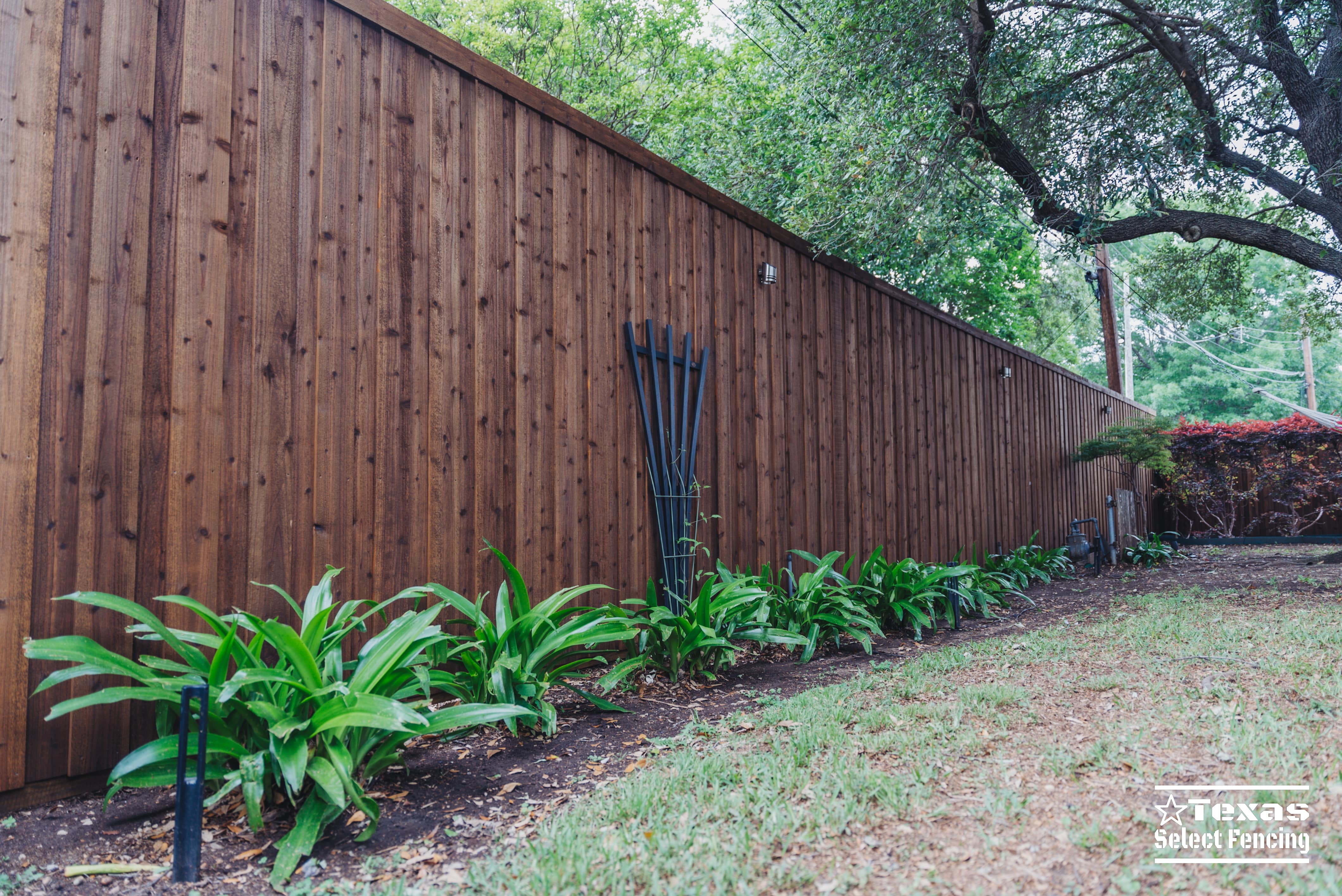 Fence and Automatic Gate Installation in Lake Highlands