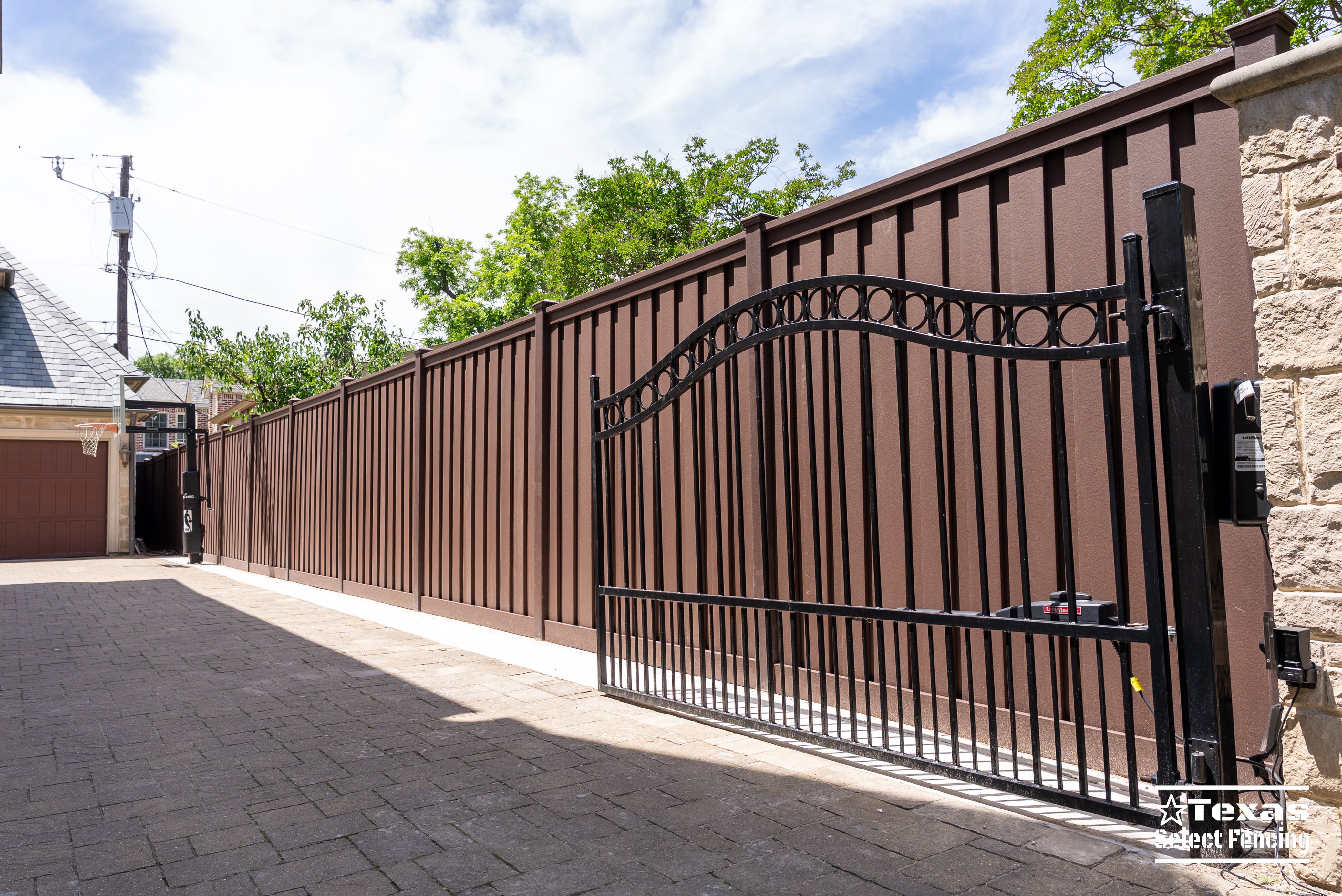 8' Trex Seclusions Composite Fence Installation in Dallas, Texas
