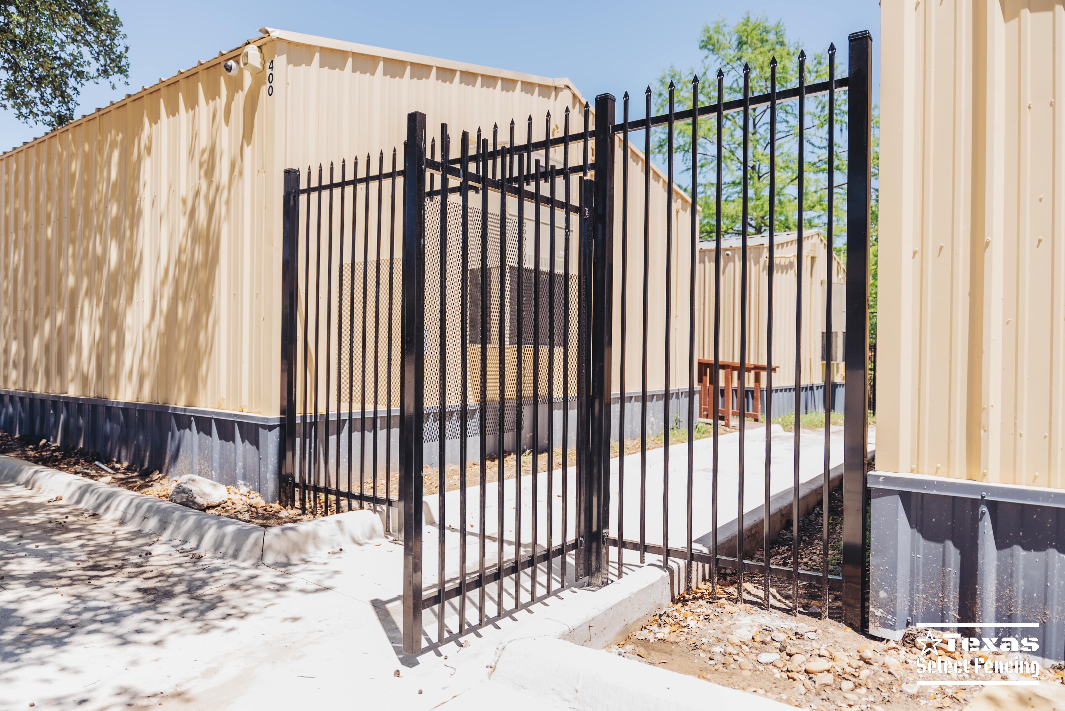 Commercial Steel Fence Installation in Mesquite, Texas