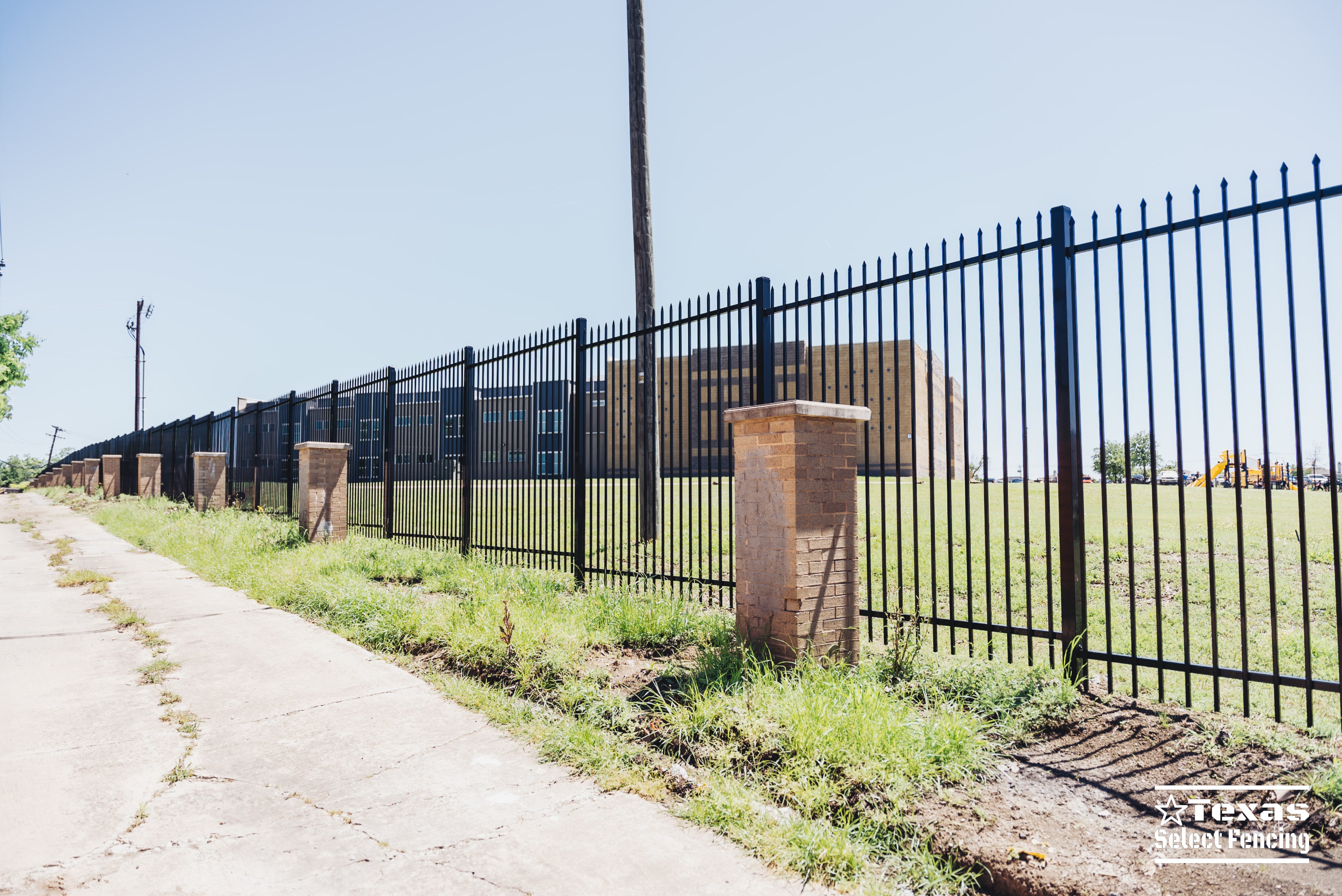 Commercial Steel Fence Installation in Mesquite, Texas