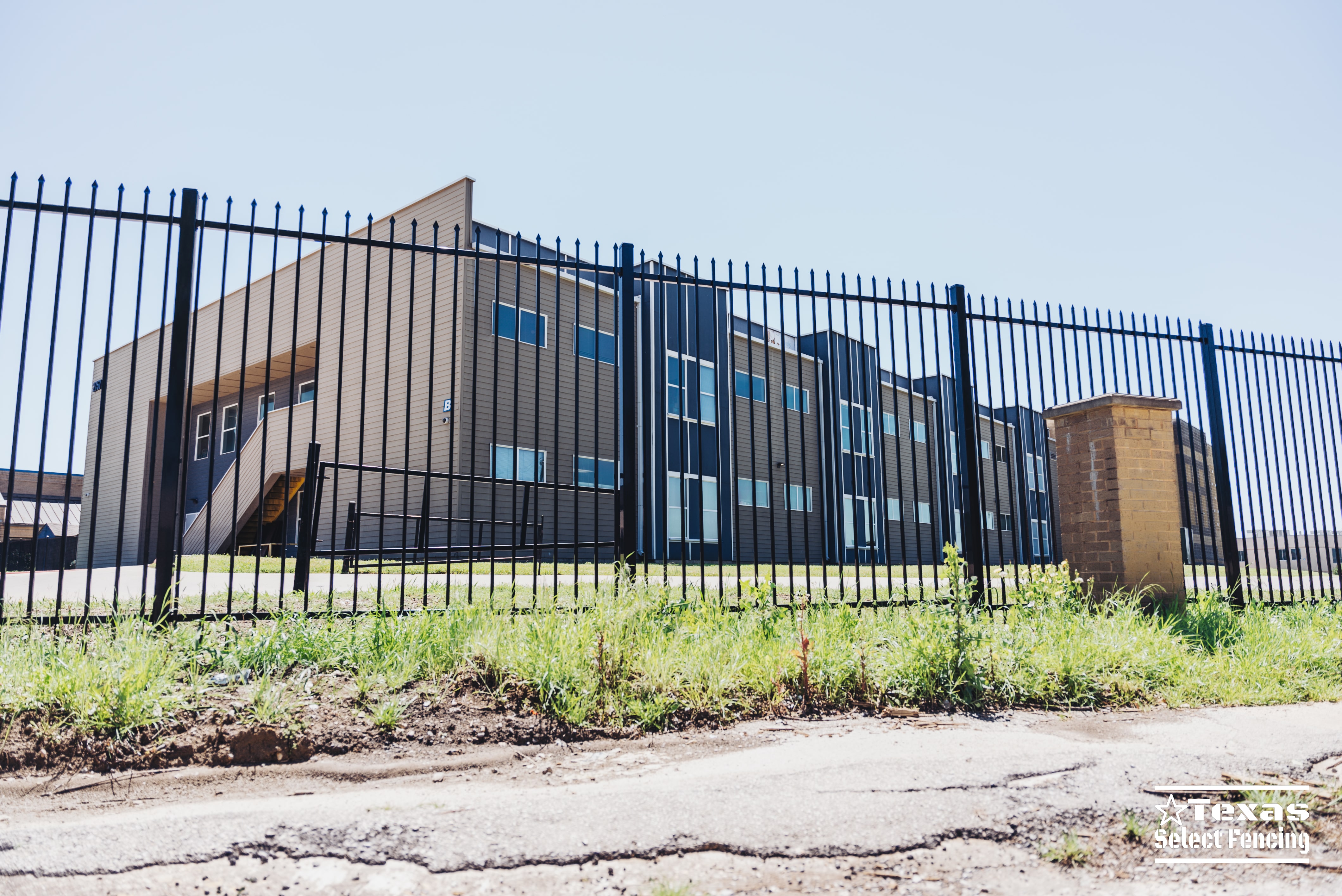 Commercial Steel Fence Installation in Mesquite, Texas