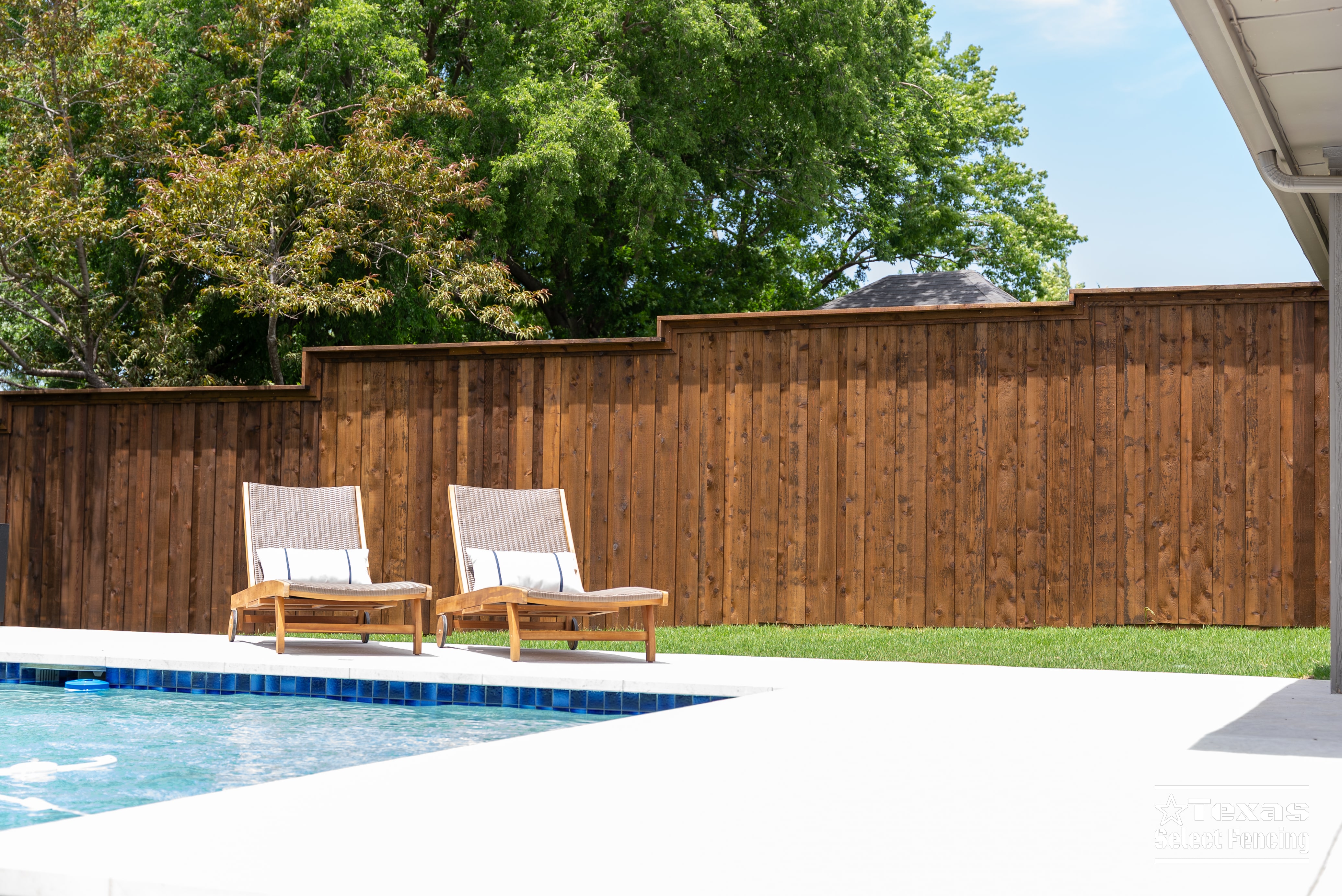 8' Board-on-board Cedar Fence Installation in Denton, Texas