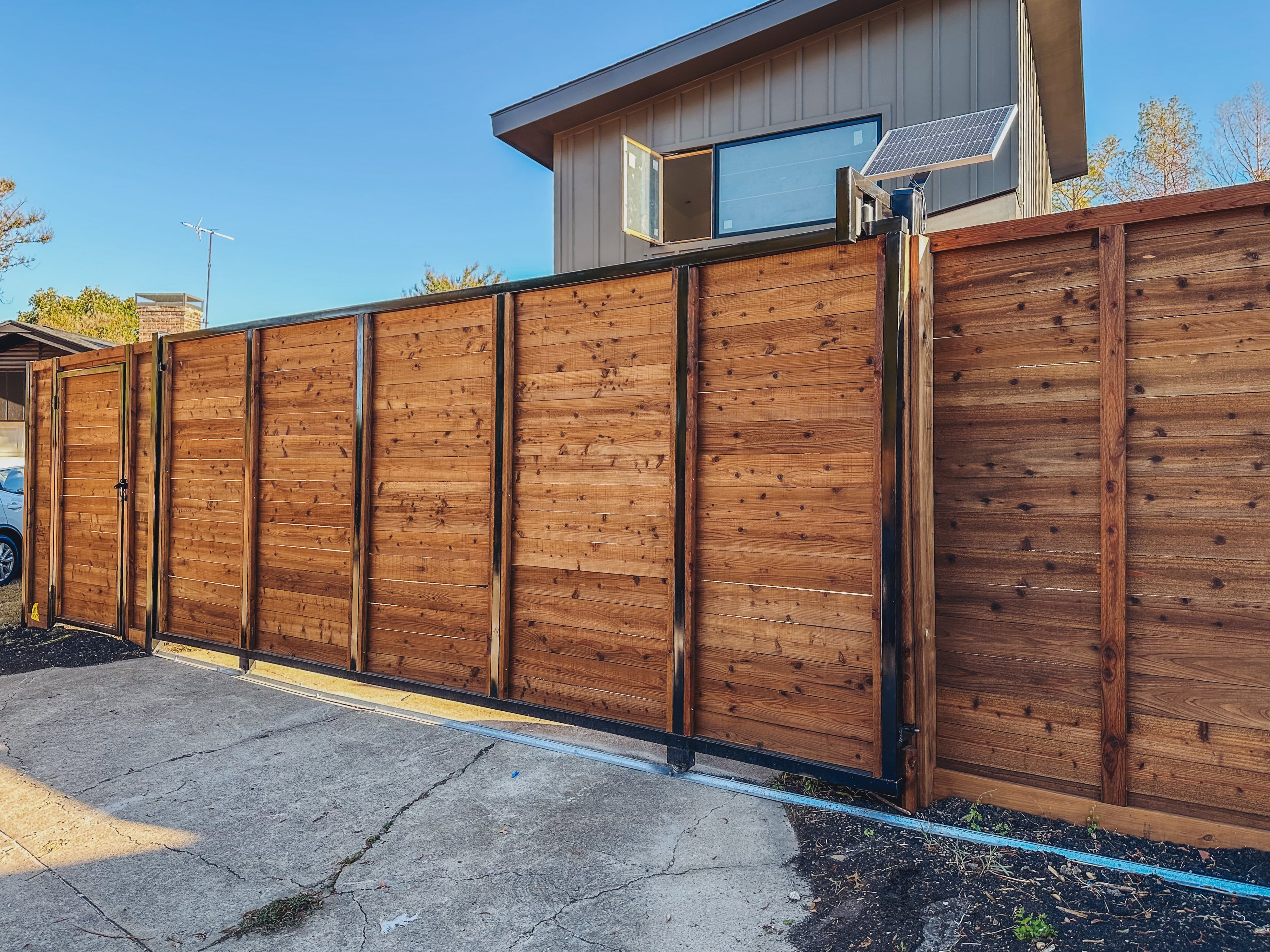 8' Horizontal SBS Cedar Fence Installation in Richardson, Texas