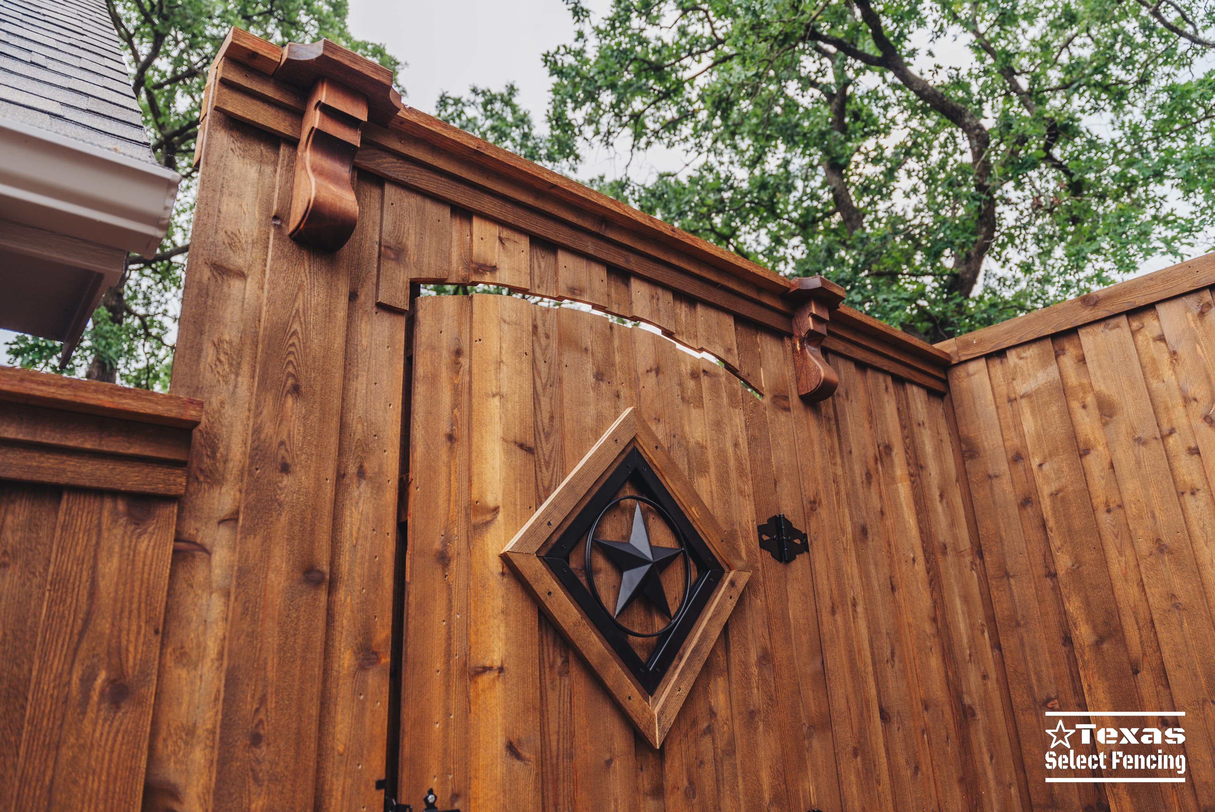 Texas Select Fencing of West Texas - wood-fences