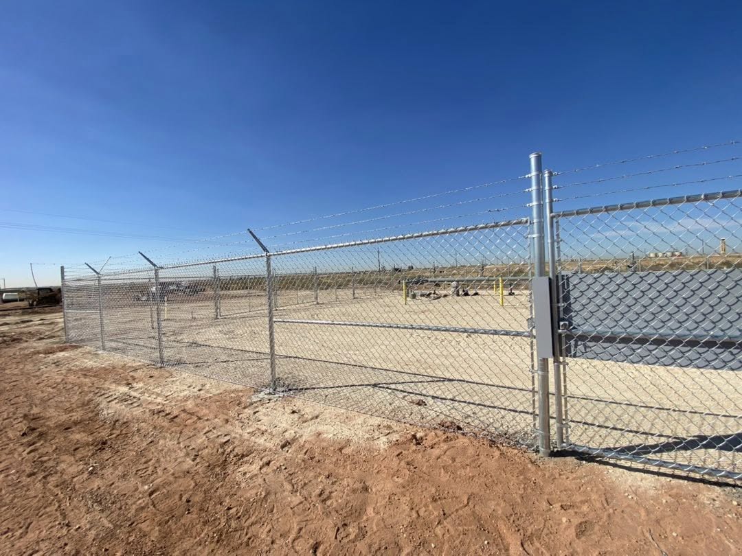 Chain Link Oilfield Fence Installation